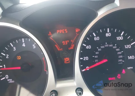 2014 Nissan Juke S z USA, uszkodzony, nr VIN JN8AF5MR3ET355120